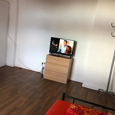 Homestay szállás M/p Duisburg