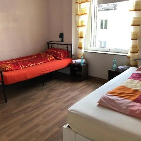 M/p Habitación en casa particular Duisburg